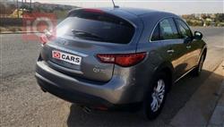 إنفينيتي QX70